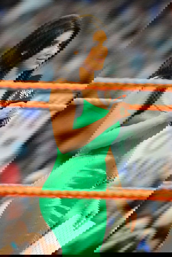 Kim Kardashian WrestleMania-ms-yonsqrempv.jpg